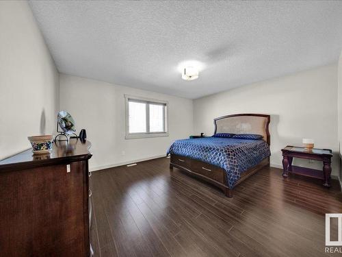 15836 13 Avenue Sw, Edmonton, AB - Indoor Photo Showing Bedroom