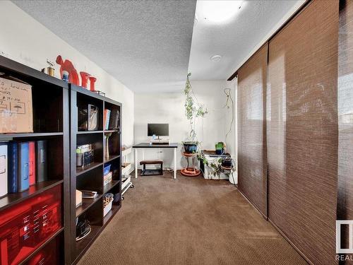 15836 13 Avenue Sw, Edmonton, AB - Indoor Photo Showing Other Room