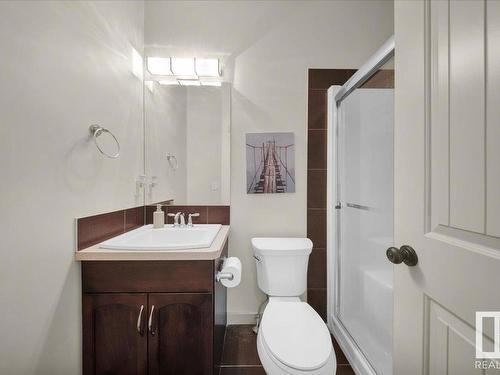 15836 13 Avenue Sw, Edmonton, AB - Indoor Photo Showing Bathroom