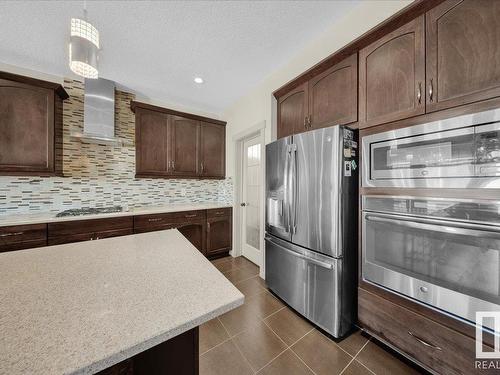 15836 13 Avenue Sw, Edmonton, AB - Indoor Photo Showing Kitchen