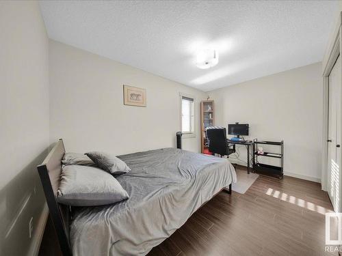 15836 13 Avenue Sw, Edmonton, AB - Indoor Photo Showing Bedroom