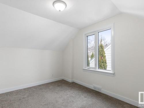 11250 57 Street, Edmonton, AB - Indoor Photo Showing Other Room