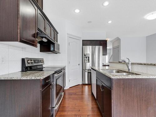 2832 16 Avenue Nw, Edmonton, AB - Indoor Photo Showing Kitchen With Double Sink With Upgraded Kitchen