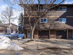 41 GLAEWYN Estates  St. Albert, AB T8N 2S5