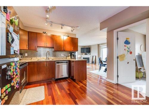 1001 10649 Saskatchewan Drive, Edmonton, AB - Indoor Photo Showing Kitchen With Stainless Steel Kitchen