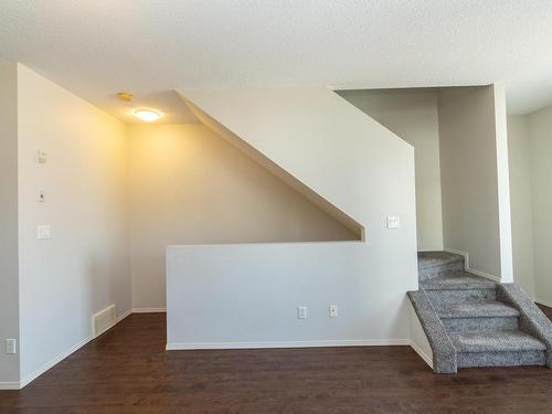 10 9856 83 Avenue, Edmonton, AB - Indoor Photo Showing Other Room