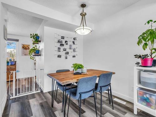 14727 33 Street, Edmonton, AB - Indoor Photo Showing Dining Room