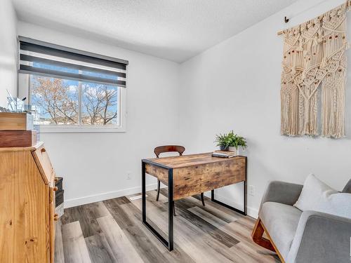 14727 33 Street, Edmonton, AB - Indoor Photo Showing Other Room