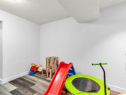 14727 33 Street, Edmonton, AB - Indoor