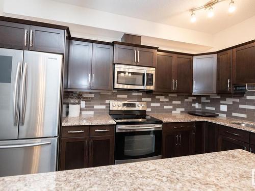 105 10520 56 Avenue, Edmonton, AB - Indoor Photo Showing Kitchen