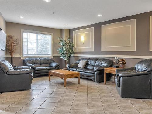 311 646 Mcallister Loop, Edmonton, AB - Indoor Photo Showing Living Room