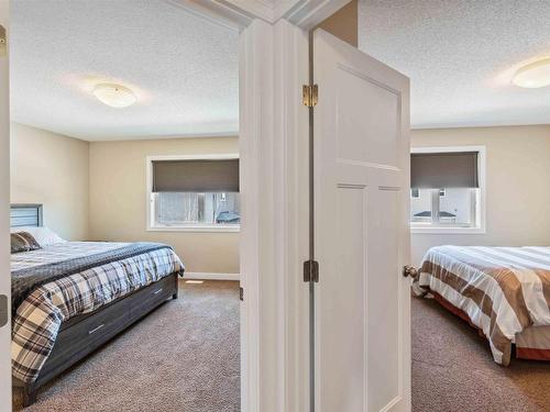 16724 60 Street, Edmonton, AB - Indoor Photo Showing Bedroom