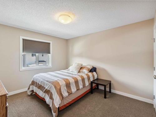 16724 60 Street, Edmonton, AB - Indoor Photo Showing Bedroom