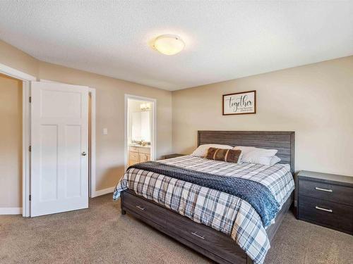 16724 60 Street, Edmonton, AB - Indoor Photo Showing Bedroom