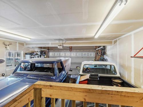 16724 60 Street, Edmonton, AB - Indoor Photo Showing Garage