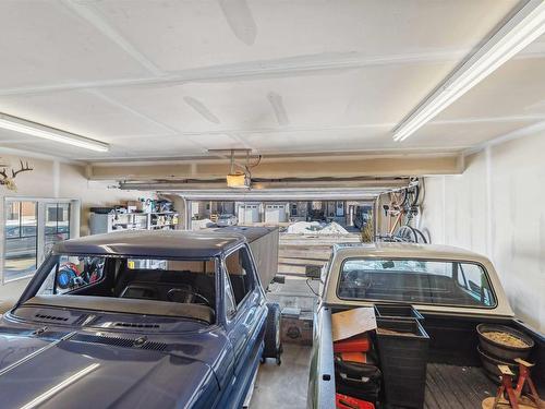 16724 60 Street, Edmonton, AB - Indoor Photo Showing Garage