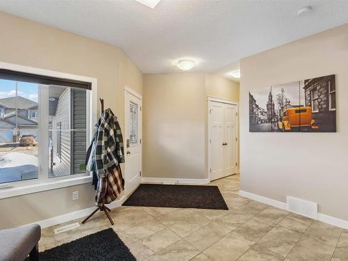 16724 60 Street, Edmonton, AB - Indoor Photo Showing Other Room