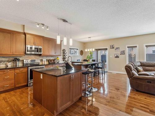 16724 60 Street, Edmonton, AB - Indoor Photo Showing Kitchen