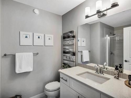 1811 Keene Crescent, Edmonton, AB - Indoor Photo Showing Bathroom