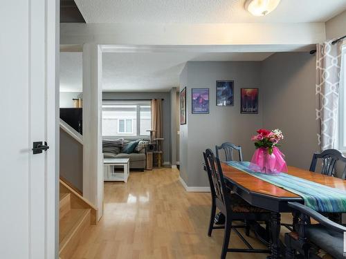 2576 138A Avenue, Edmonton, AB - Indoor Photo Showing Dining Room