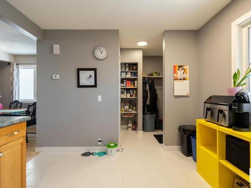 2576 138A Avenue, Edmonton, AB - Indoor Photo Showing Other Room