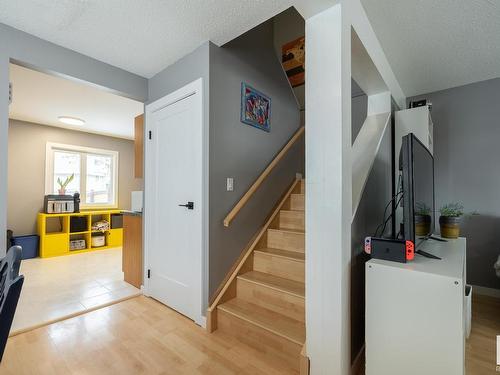 2576 138A Avenue, Edmonton, AB - Indoor Photo Showing Other Room