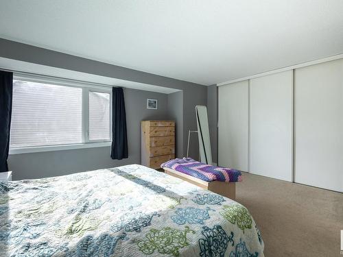 2576 138A Avenue, Edmonton, AB - Indoor Photo Showing Bedroom