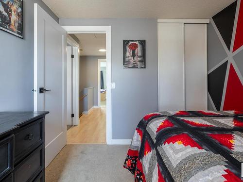 2576 138A Avenue, Edmonton, AB - Indoor Photo Showing Bedroom