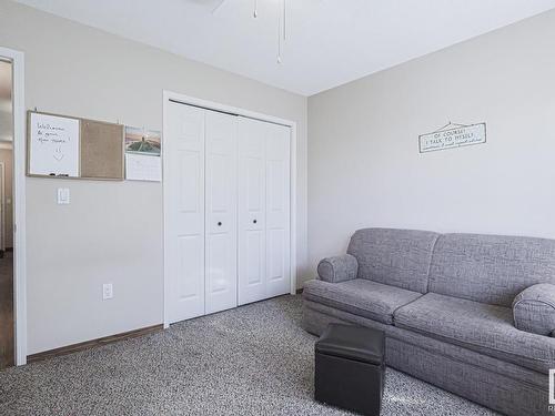 311 10915 21 Avenue, Edmonton, AB - Indoor Photo Showing Living Room