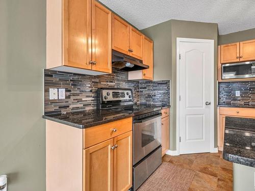 711 89 Street Sw, Edmonton, AB - Indoor Photo Showing Kitchen