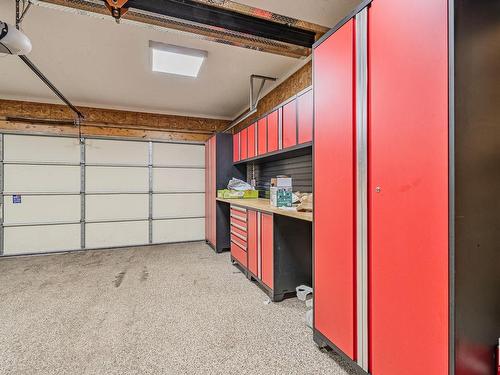 711 89 Street Sw, Edmonton, AB - Indoor Photo Showing Garage