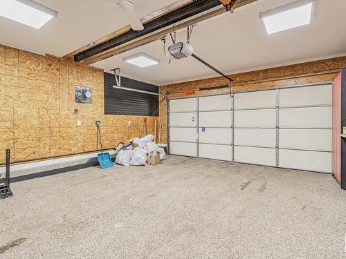 711 89 Street Sw, Edmonton, AB - Indoor Photo Showing Garage