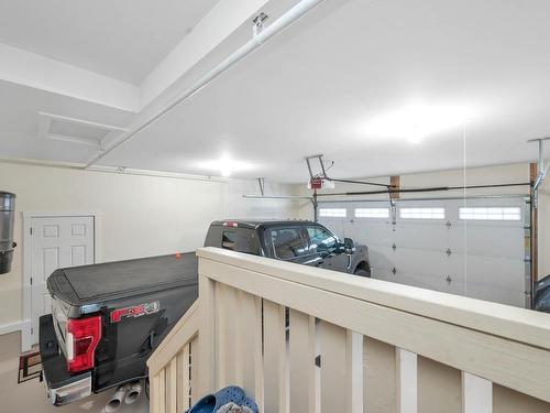 1237 Chahley Landing, Edmonton, AB - Indoor Photo Showing Garage