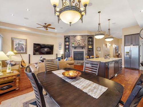 1237 Chahley Landing, Edmonton, AB - Indoor Photo Showing Dining Room