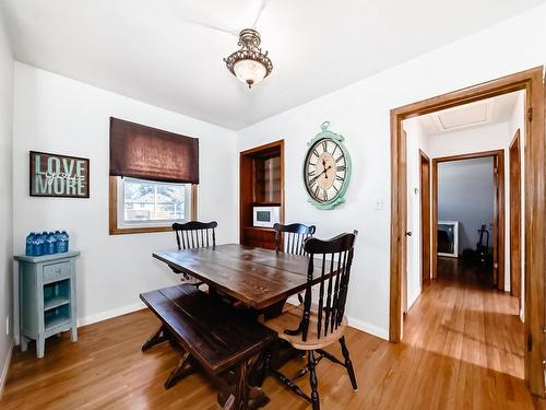 4026 113 Avenue, Edmonton, AB - Indoor Photo Showing Dining Room