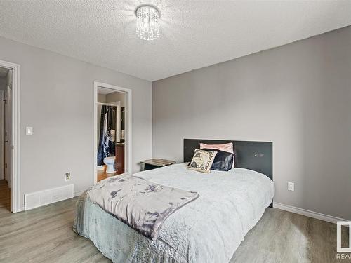 89 13825 155 Avenue, Edmonton, AB - Indoor Photo Showing Bedroom