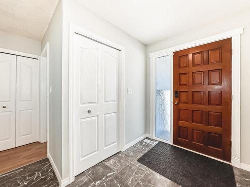 16104 100 Street, Edmonton, AB - Indoor Photo Showing Other Room