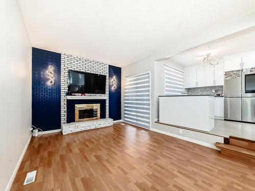 16104 100 Street, Edmonton, AB - Indoor With Fireplace