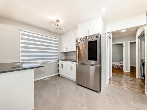 16104 100 Street, Edmonton, AB - Indoor Photo Showing Kitchen