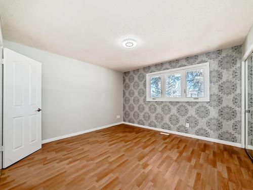 16104 100 Street, Edmonton, AB - Indoor Photo Showing Kitchen With Upgraded Kitchen