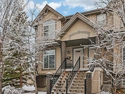 28 4731 TERWILLEGAR Common  Edmonton, AB T6R 3L4