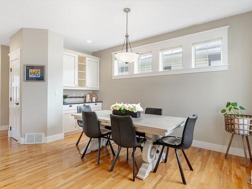 10134 81 Street, Edmonton, AB - Indoor Photo Showing Dining Room