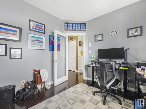 7129 South Terwillegar Drive, Edmonton, AB - Indoor Photo Showing Office