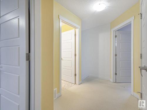 7129 South Terwillegar Drive, Edmonton, AB - Indoor Photo Showing Other Room