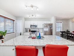 18 8304 11 Avenue  Edmonton, AB T6X 1J8