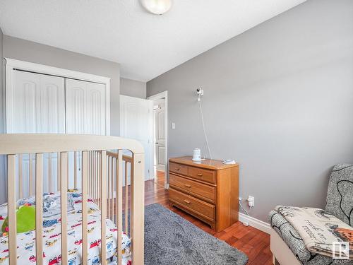 7032 138 Avenue, Edmonton, AB - Indoor Photo Showing Bedroom