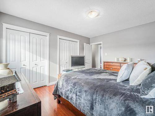 7032 138 Avenue, Edmonton, AB - Indoor Photo Showing Bedroom