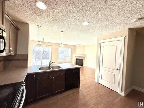 12513 171 Avenue, Edmonton, AB - Indoor Photo Showing Kitchen With Double Sink