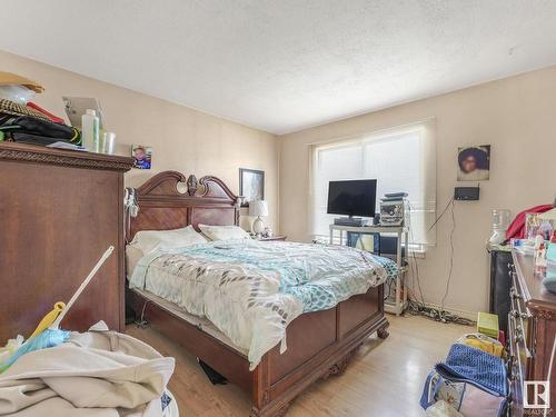 12008 57 Street, Edmonton, AB - Indoor Photo Showing Bedroom