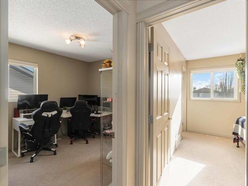 1321 Grant Way, Edmonton, AB - Indoor Photo Showing Office